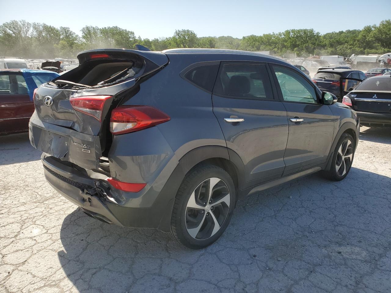 HYUNDAI TUCSON LIMITED