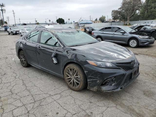 Vin: 4t1g11ak5ru257352, lot: 54760325, toyota camry se night shade 20244