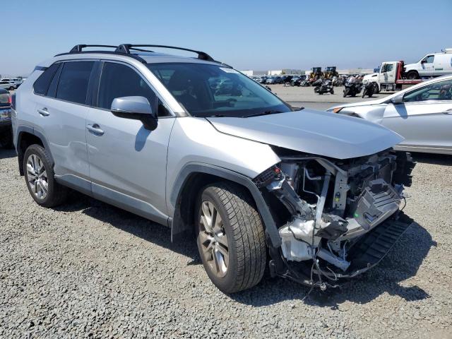 Vin: 2t3c1rfv7lw102106, lot: 55808045, toyota rav4 xle premium 20204