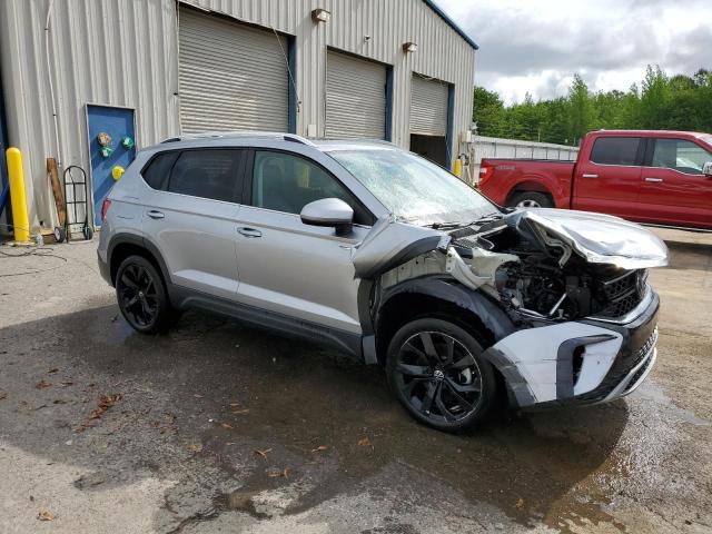 Vin: 3vvex7b25rm010172, lot: 55114505, volkswagen taos se se 20244