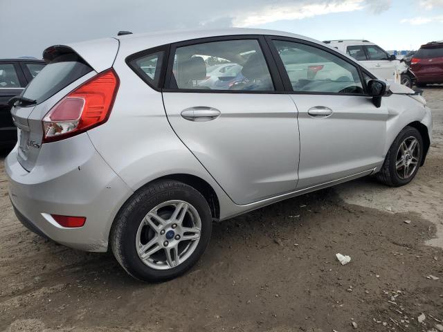 Vin: 3fadp4ej7jm112871, lot: 56952365, ford fiesta se 20183