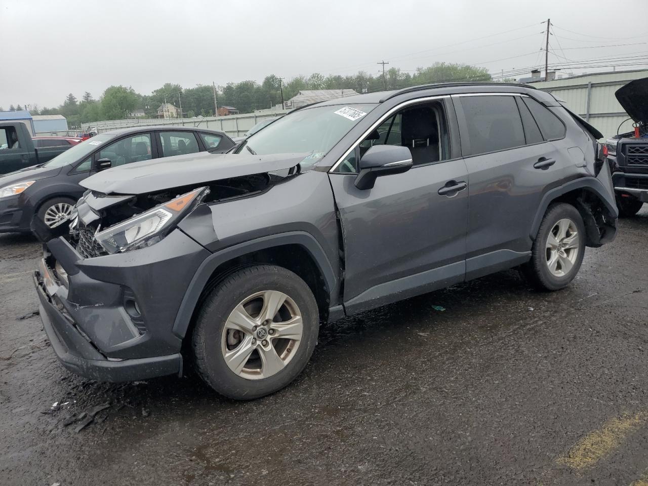 TOYOTA RAV4 XLE