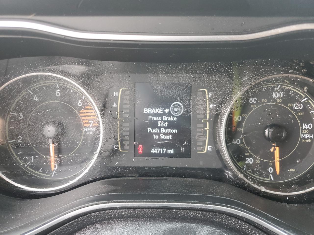 JEEP GRAND CHEROKEE LATITUDE PLUS