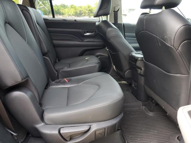 2024 TOYOTA GRAND HIGH - 5TDAAAB58RS019812