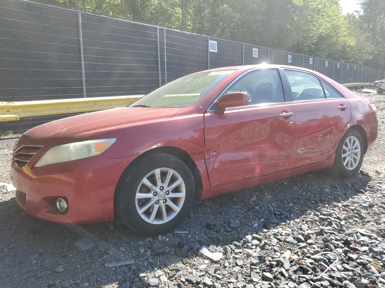 TOYOTA CAMRY SE