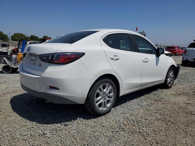 Vin: 3mydlbzv6gy141773, lot: 58448315, toyota scion 20163