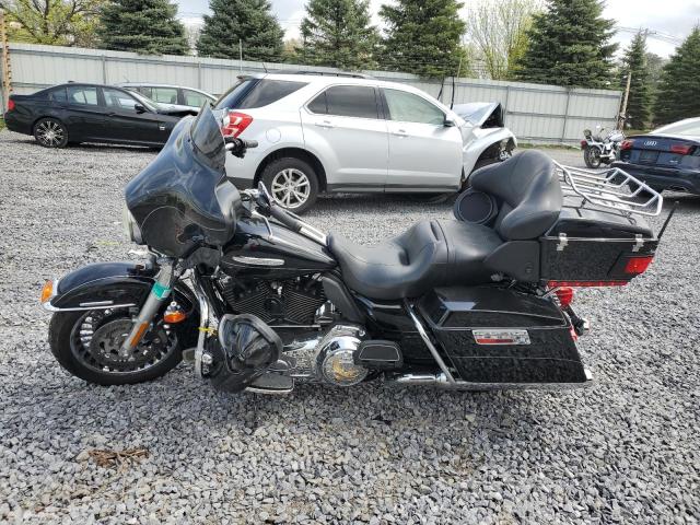 2011 HARLEY-DAVIDSON FLHTK 1HD1KEM18BB671405