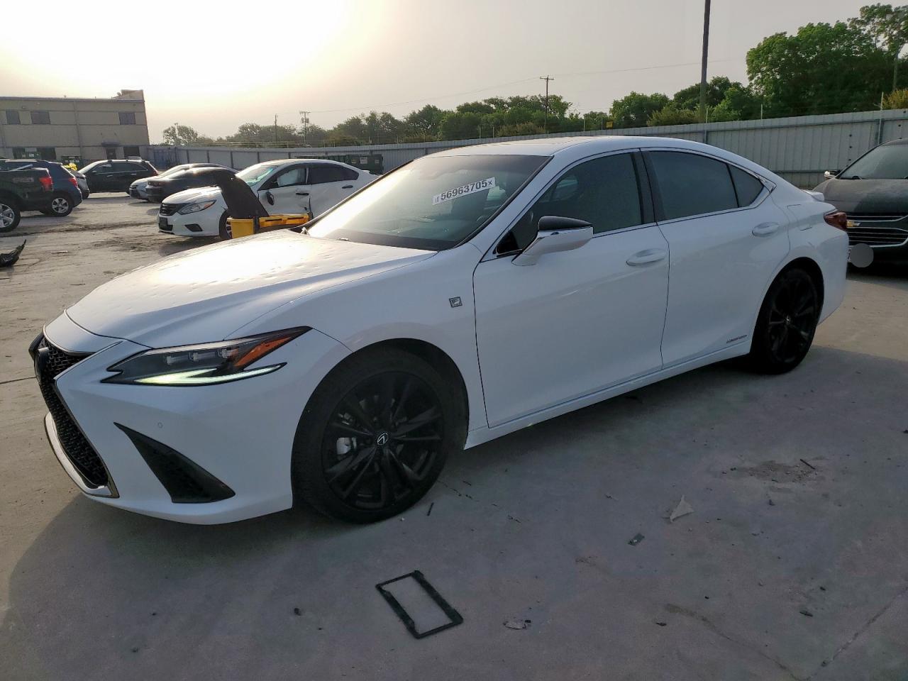 LEXUS ES 300H BASE