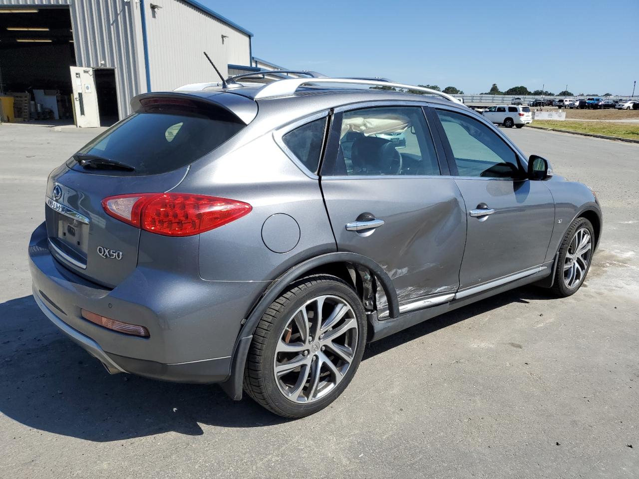 INFINITI QX50 2016