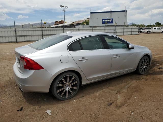 Vin: lyv402tk5hb155197, lot: 58088275, volvo s60 premier 20173