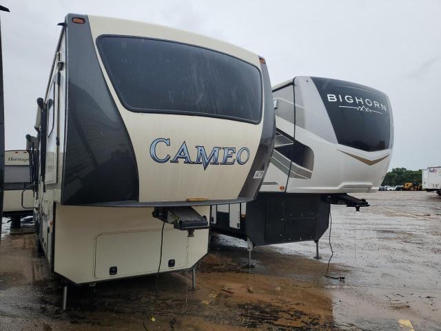 CROSSROADS 5TH WHEEL 2017 cream   4V0FC3829HR006756 photo #1