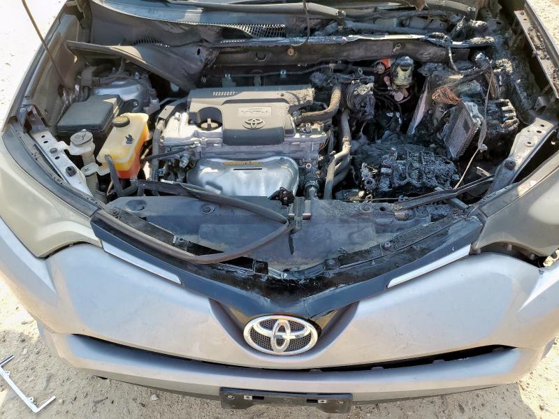 2016 TOYOTA RAV4 XLE - 2T3WFREV7GW256210
