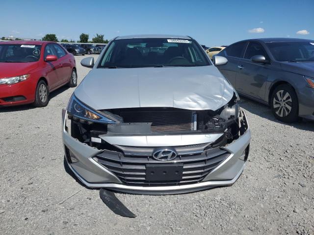 2019 HYUNDAI ELANTRA SE - 5NPD74LFXKH488688