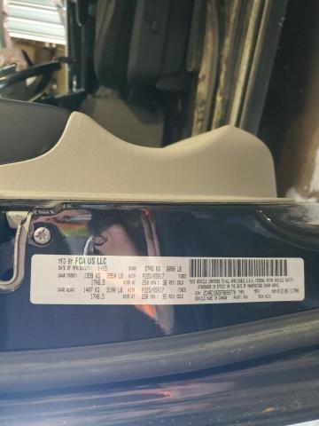 2015 CHRYSLER TOWN & COU 2C4RC1BG5FR699770