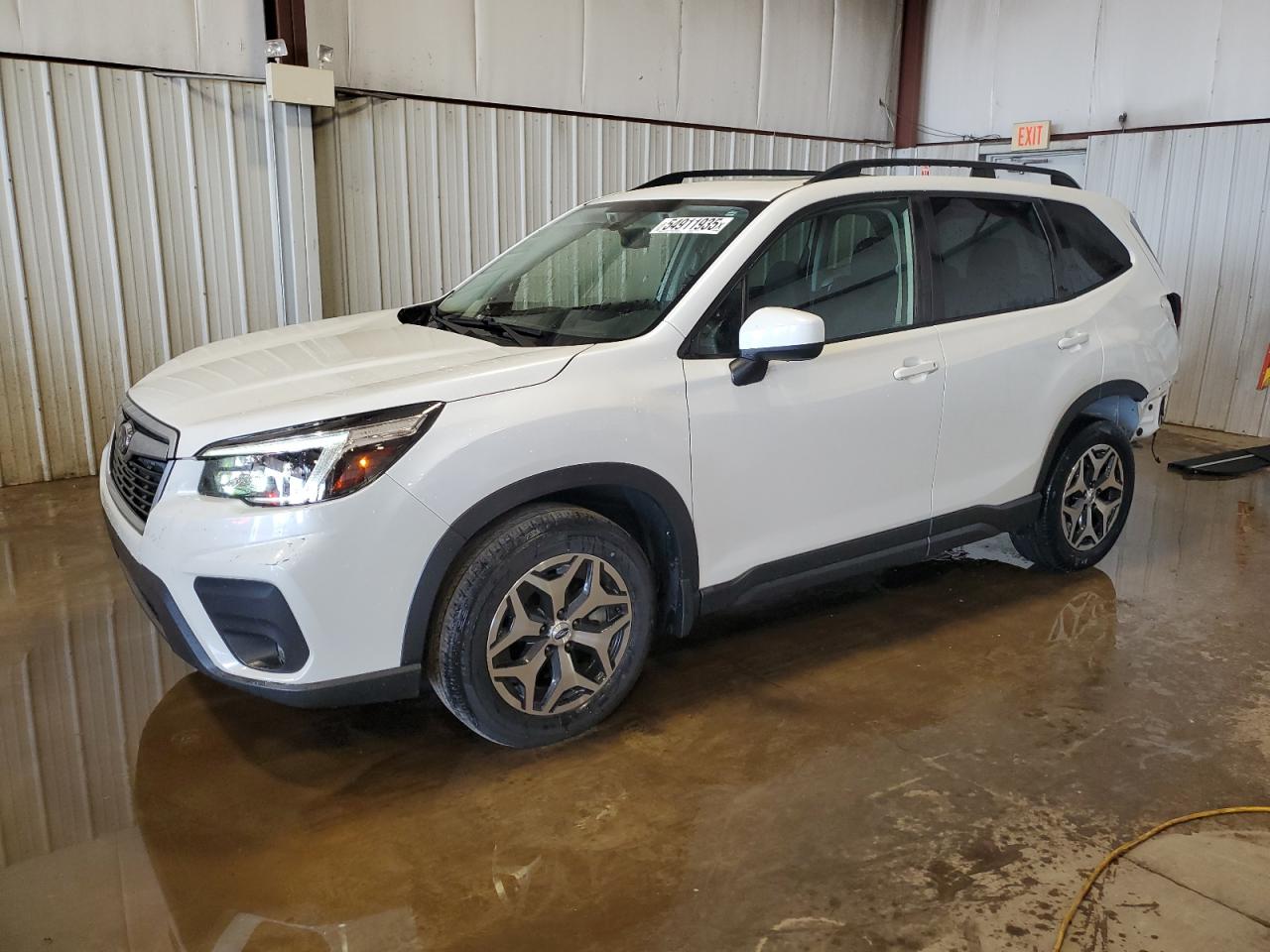 SUBARU FORESTER PREMIUM