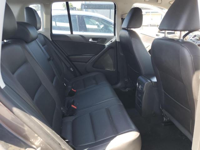 2016 VOLKSWAGEN TIGUAN S - WVGAV7AX5GW603829