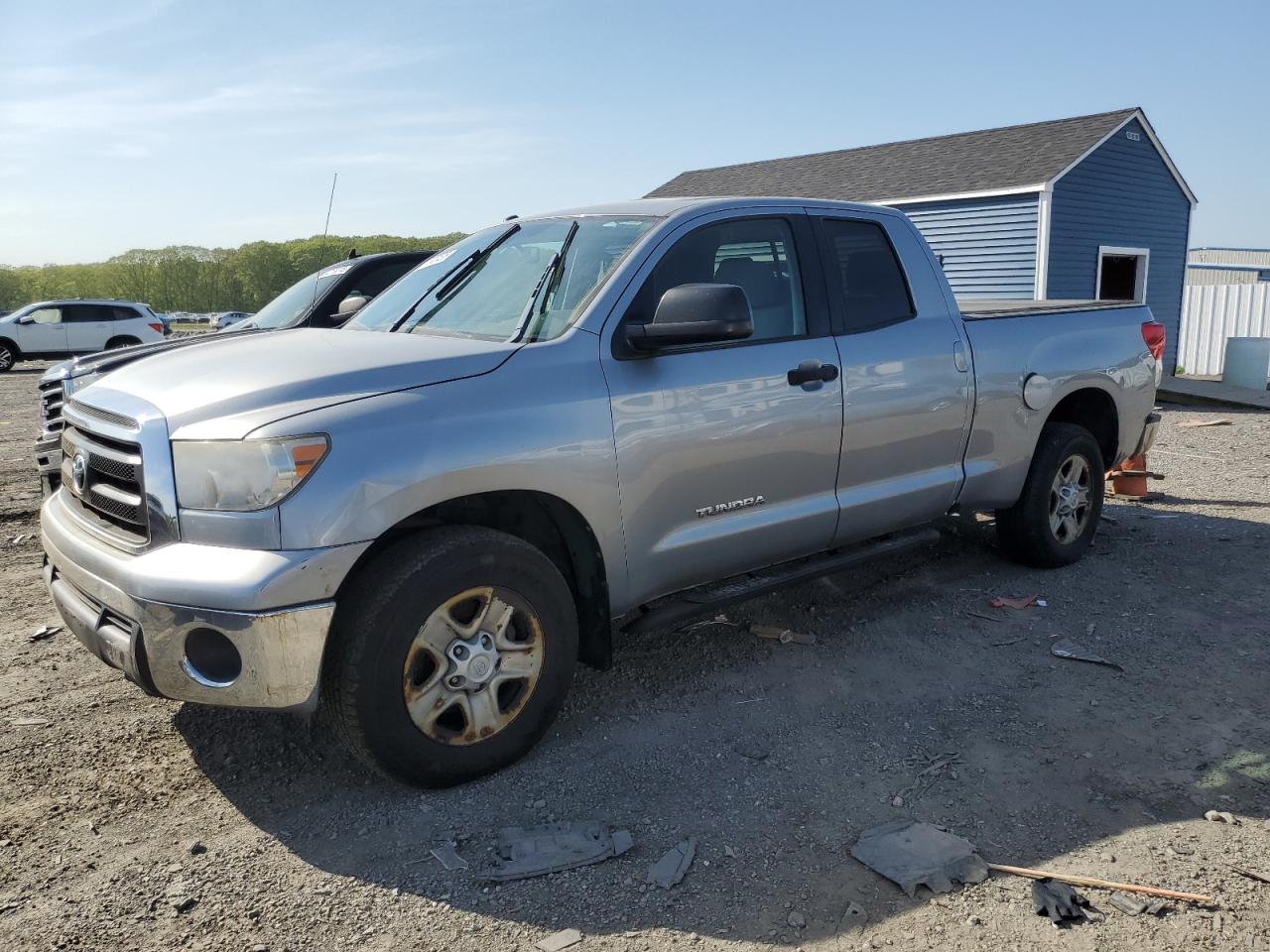 TOYOTA TUNDRA DOUBLE CAB SR5