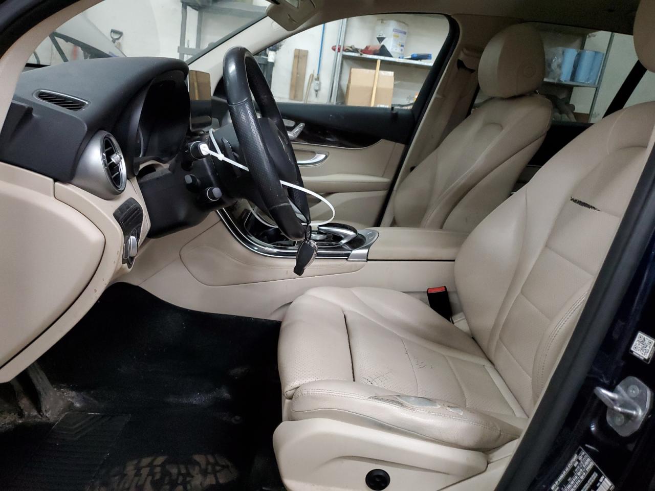 MERCEDES-BENZ GLC-CLASS 300 4MATIC