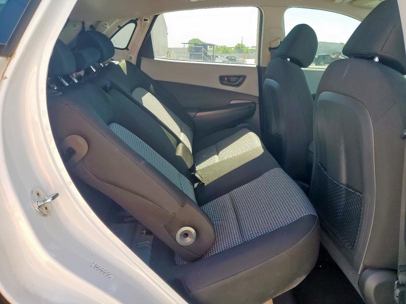 2019 HYUNDAI KONA SEL - KM8K62AA0KU371709