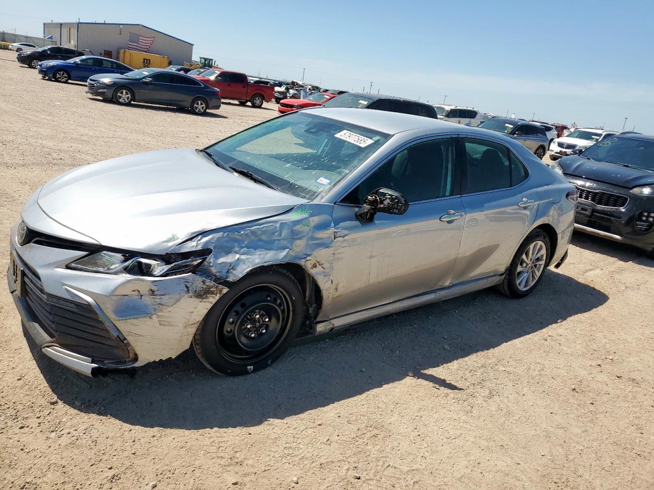 TOYOTA CAMRY LE