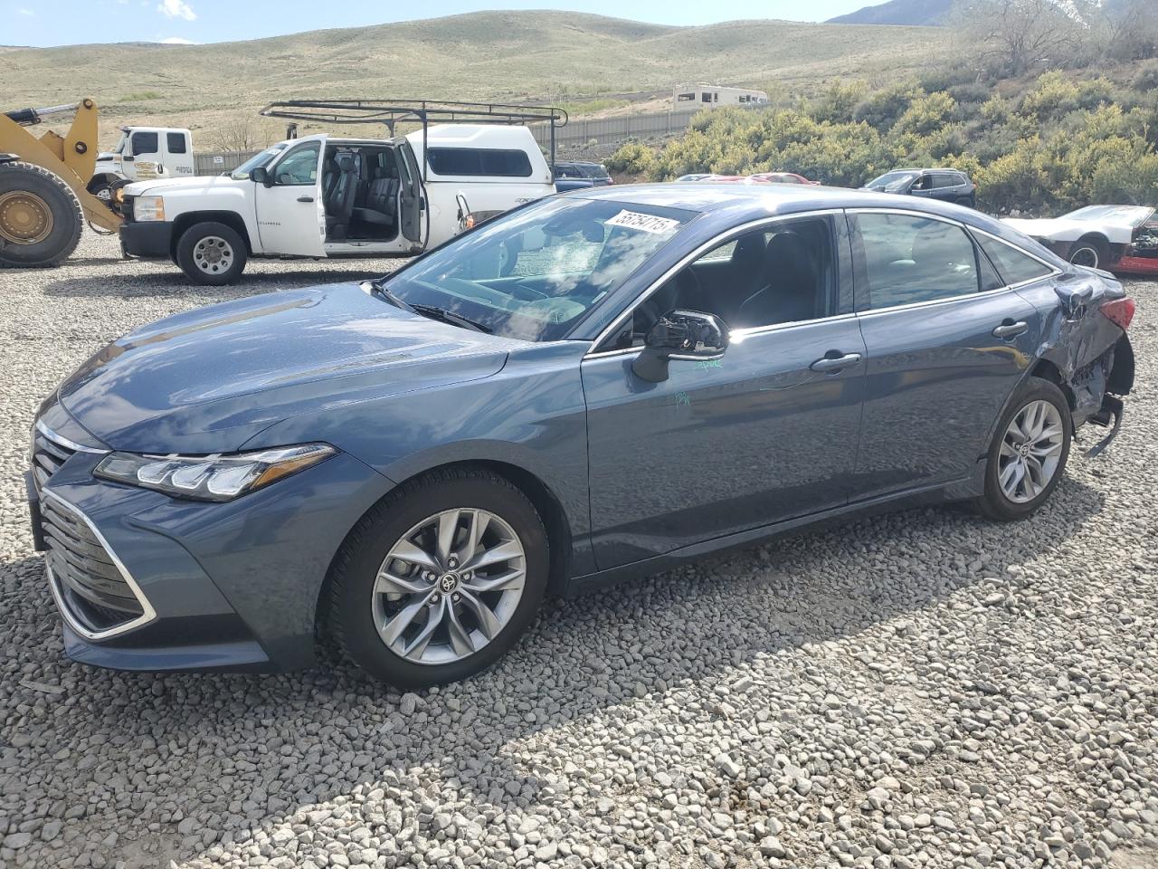 TOYOTA AVALON XLE