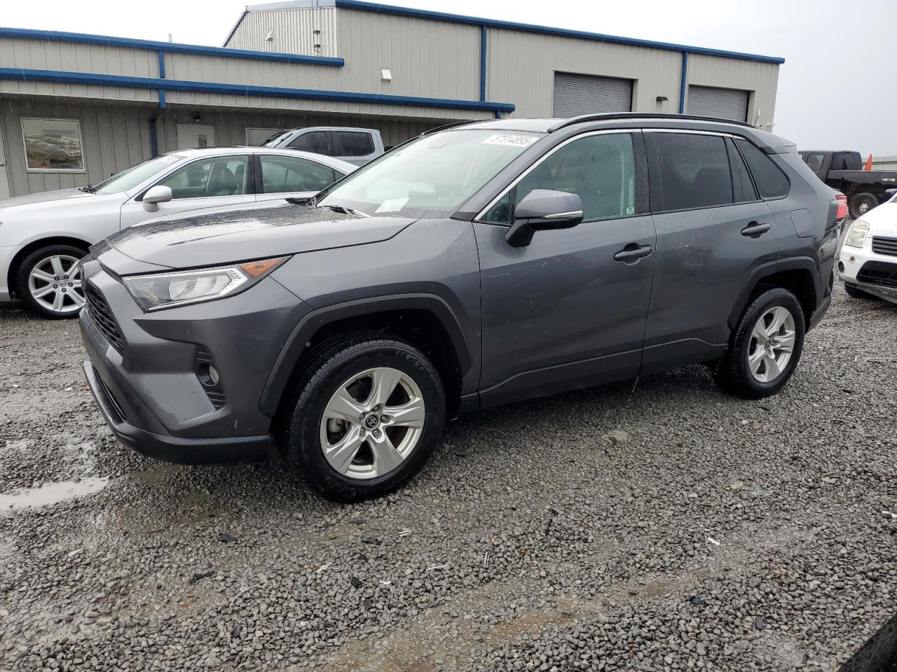 TOYOTA RAV4 XLE