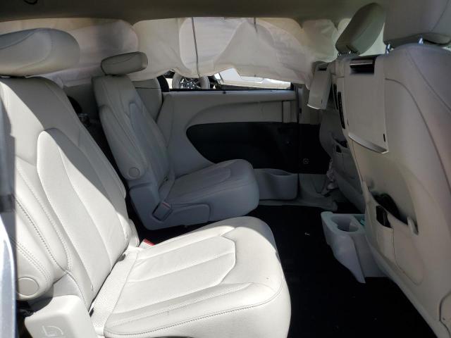 2017 CHRYSLER PACIFICA T - 2C4RC1EG2HR816607