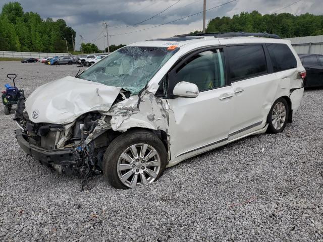 TOYOTA SIENNA XLE