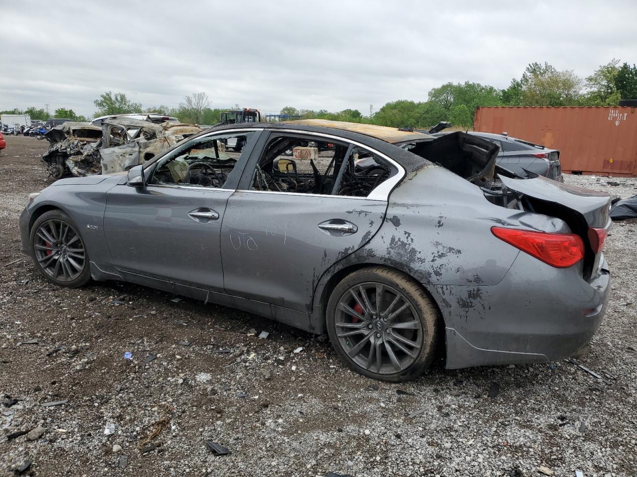 INFINITI Q50 RED SPORT 400