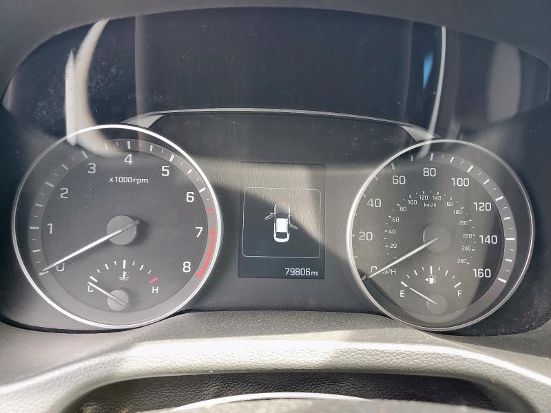 2018 HYUNDAI ELANTRA SE 5NPD84LF5JH329203