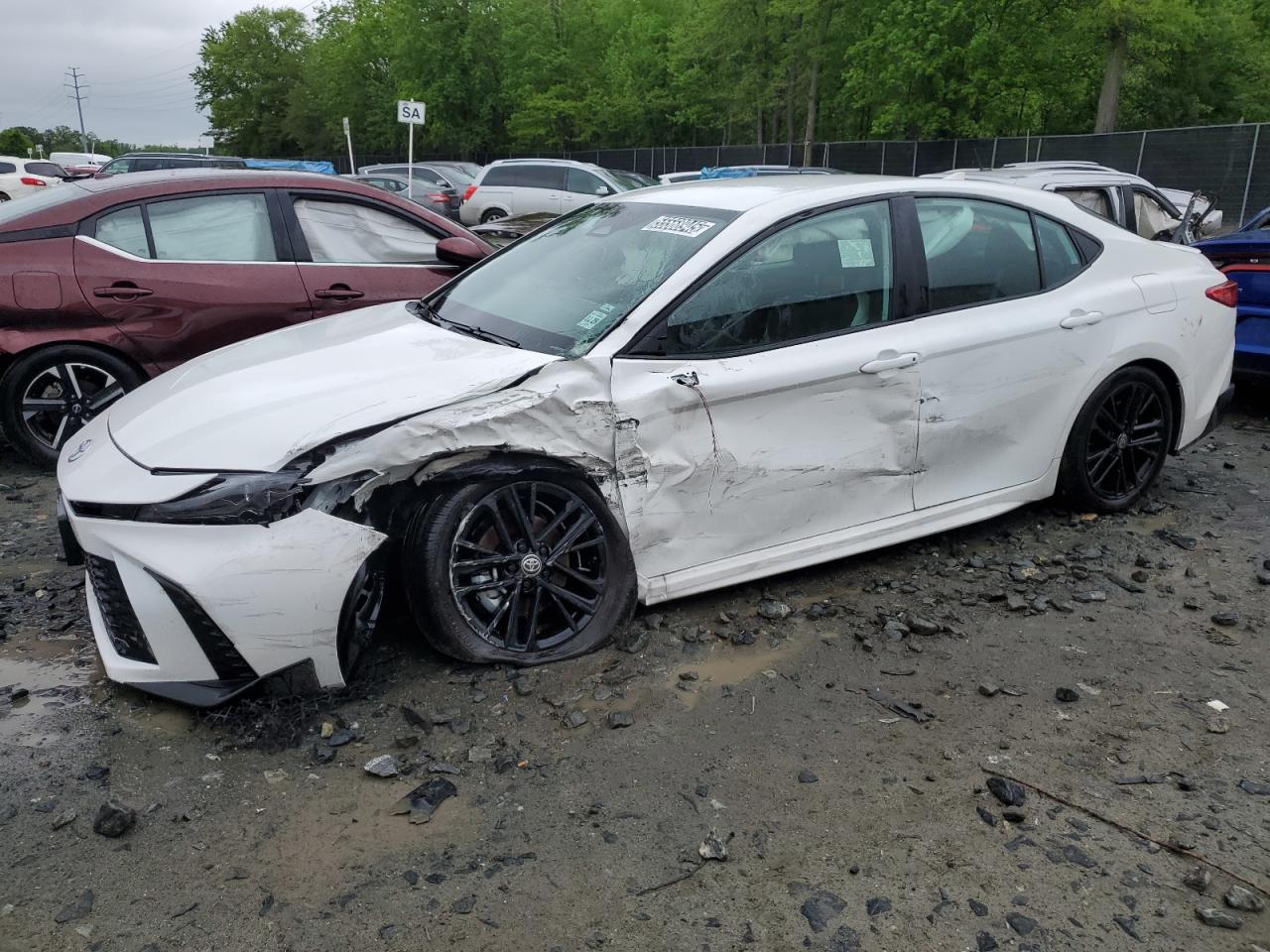 TOYOTA CAMRY XSE