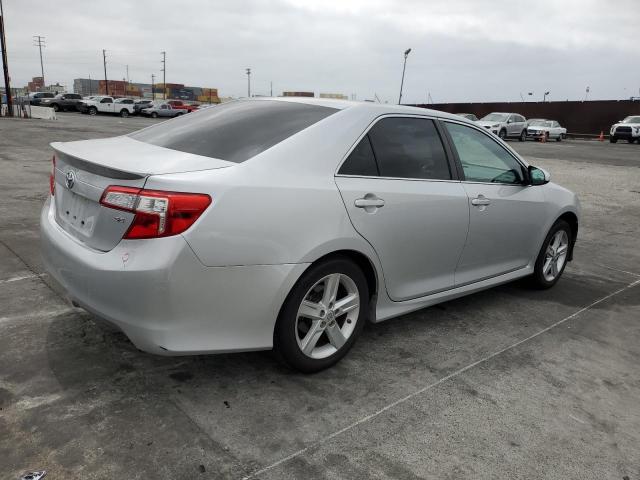Vin: 4t1bf1fk0eu359902, lot: 58432905, toyota camry l 20143