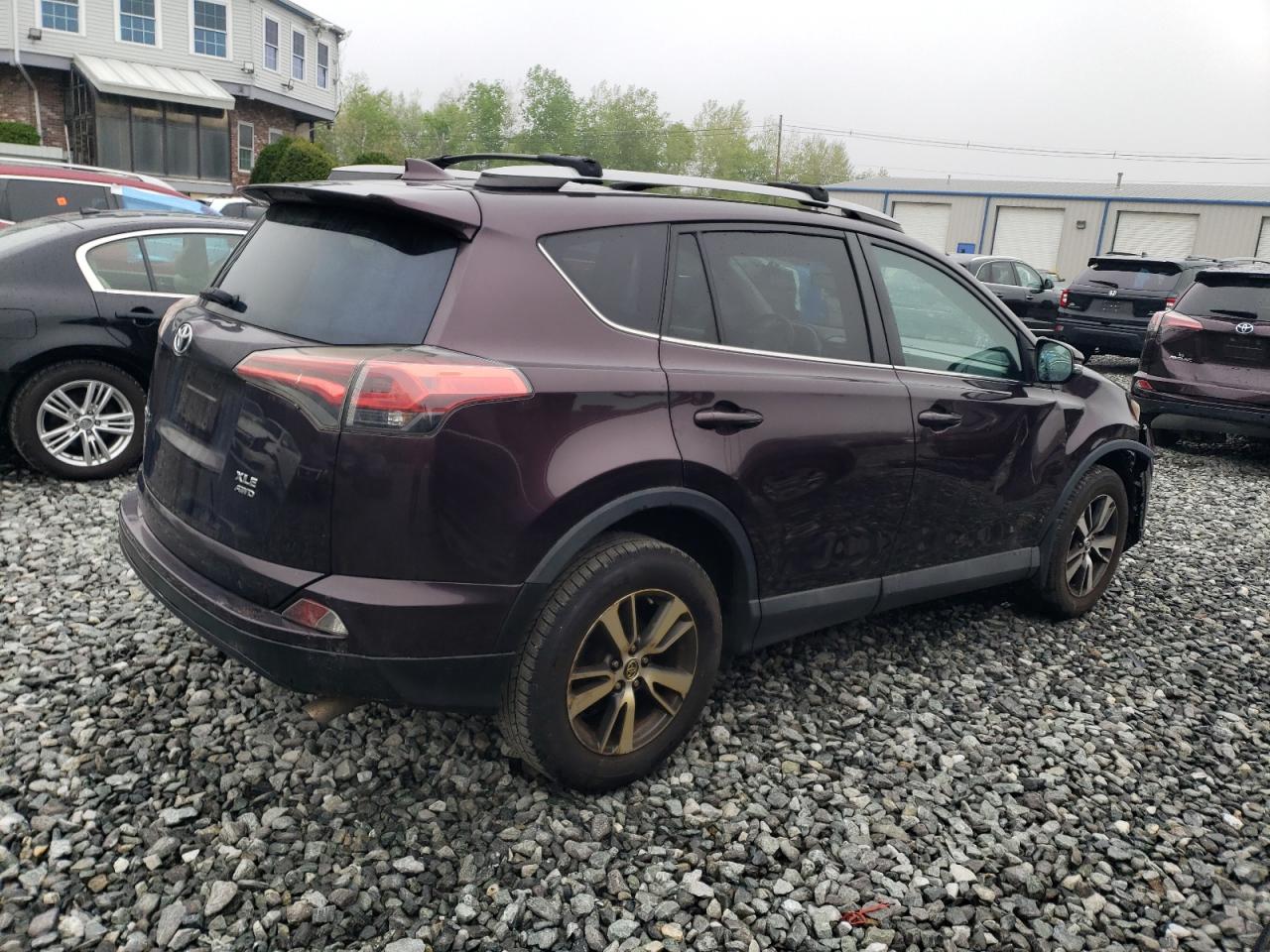 TOYOTA RAV4 XLE