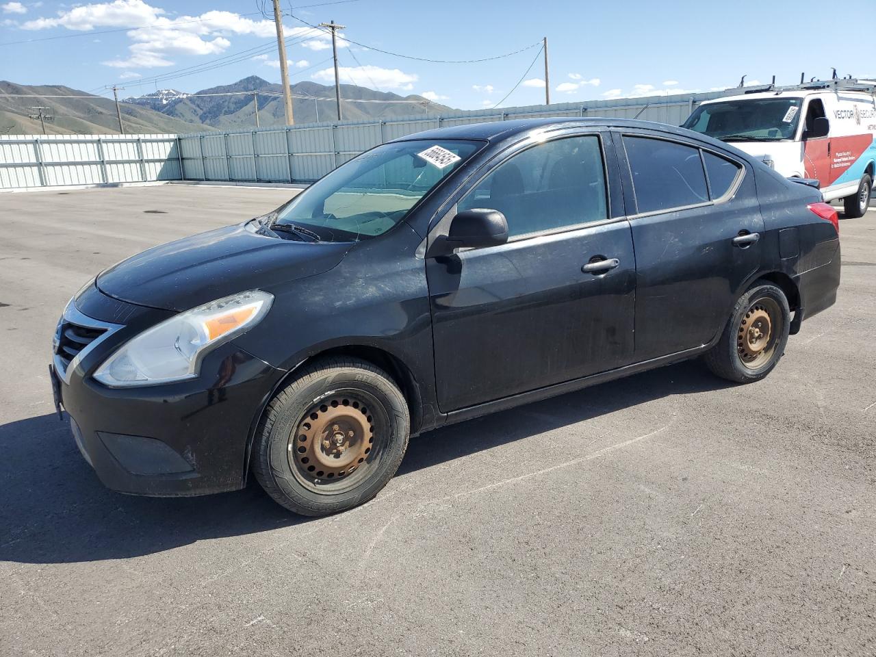 NISSAN VERSA S