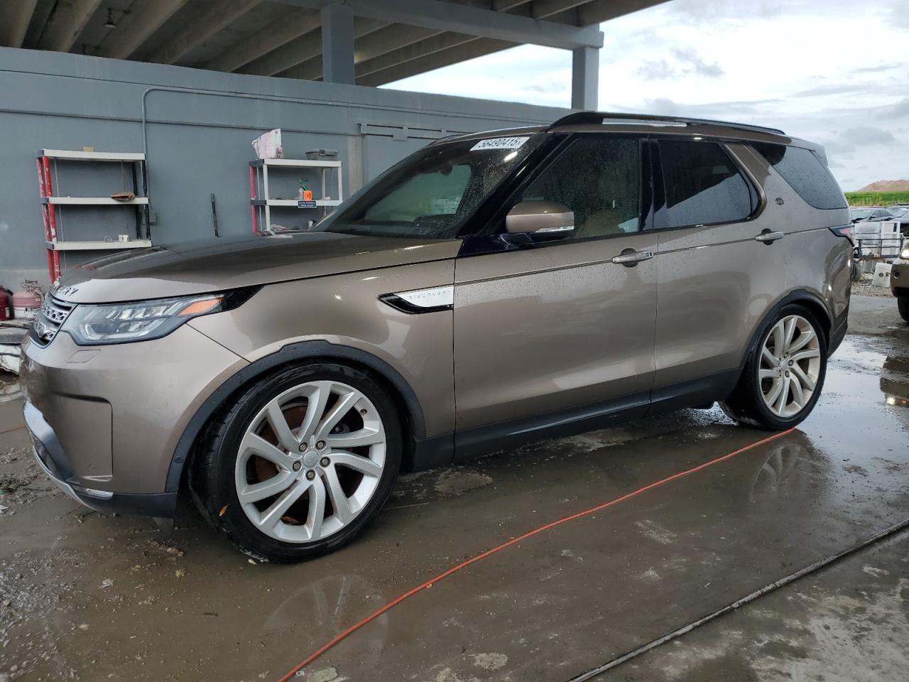 LAND ROVER DISCOVERY HSE LUXURY