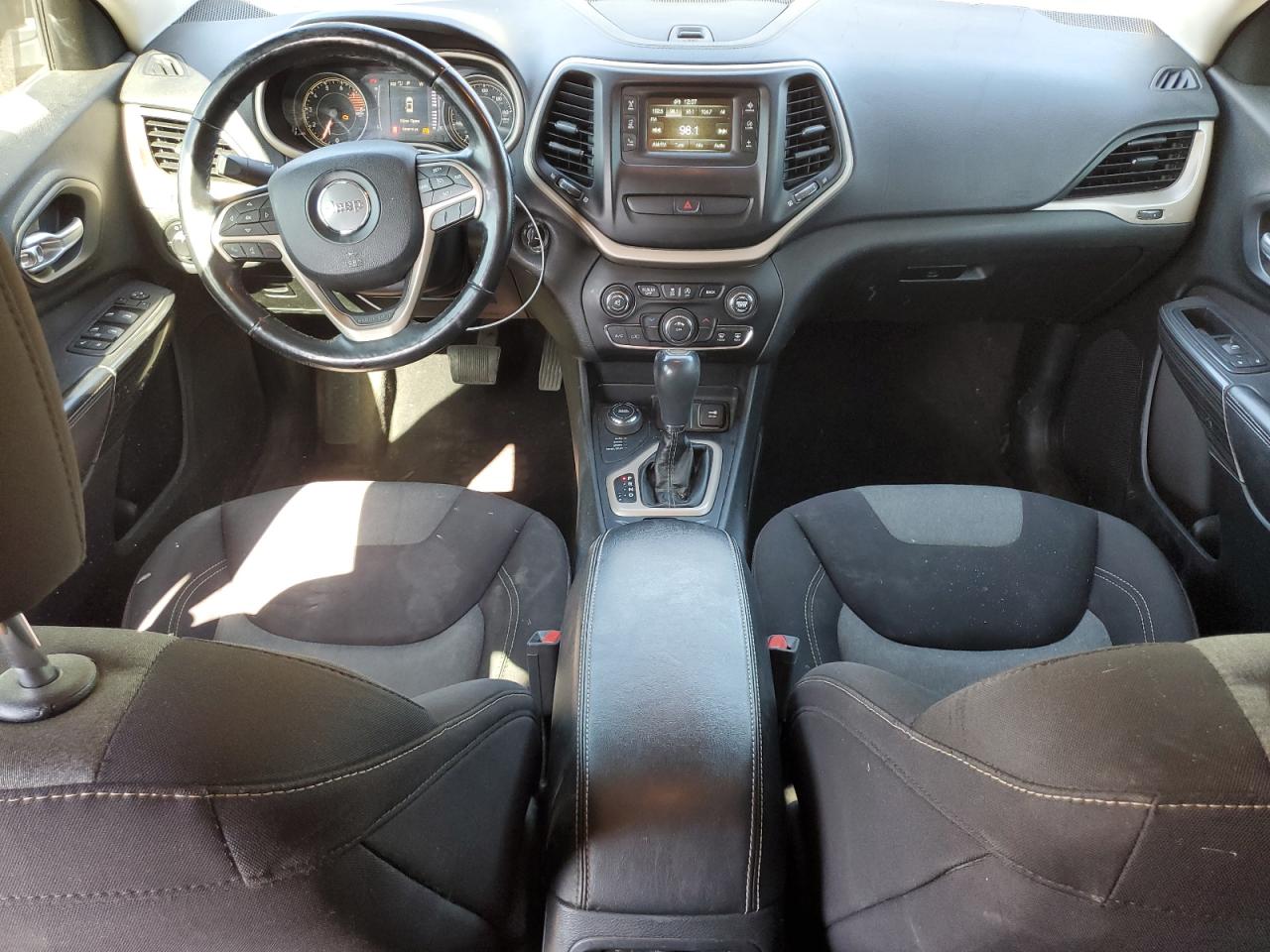 JEEP GRAND CHEROKEE SPORT