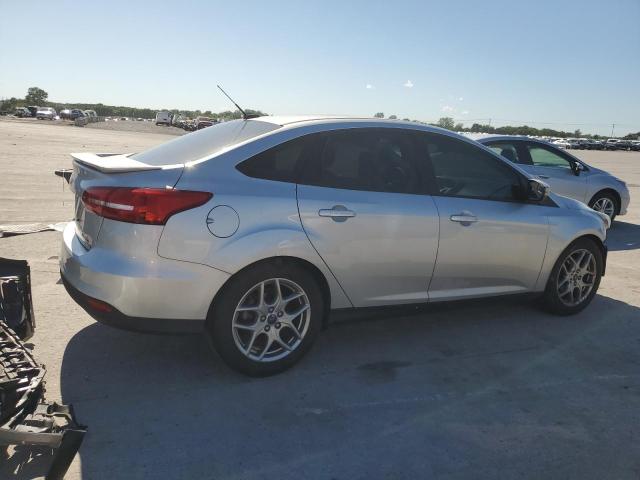 Vin: 1fadp3f25fl283595, lot: 57966705, ford focus se 20153