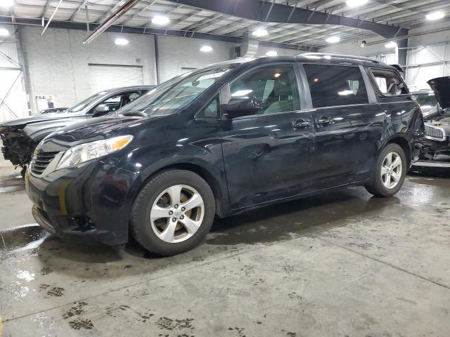 TOYOTA SIENNA LE