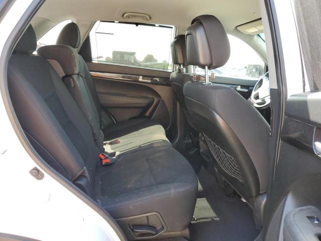2015 KIA SORENTO LX - 5XYKT4A60FG620456