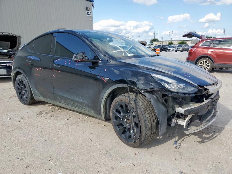 2021 TESLA MODEL Y 5YJYGDED4MF104810