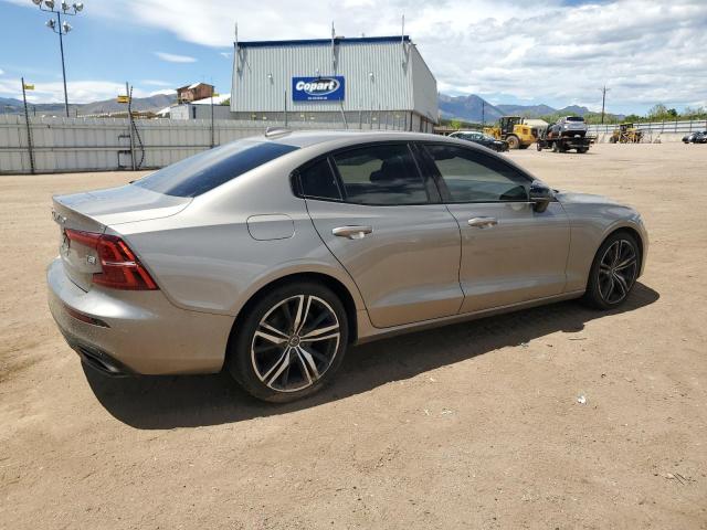 Vin: 7jr102fm2kg005870, lot: 57491535, volvo s60 t5 r-design 20193