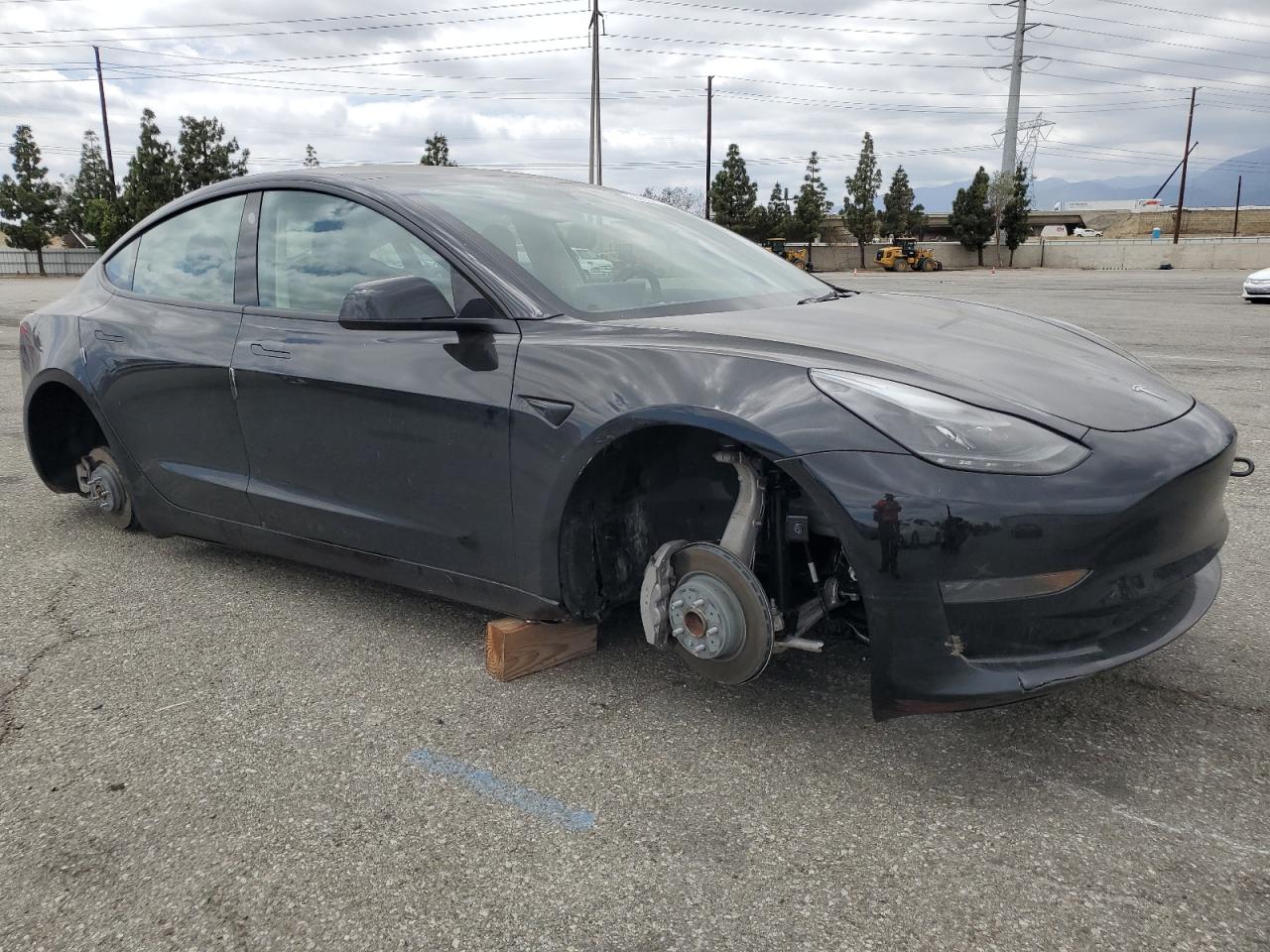 Tesla Model 3 2023