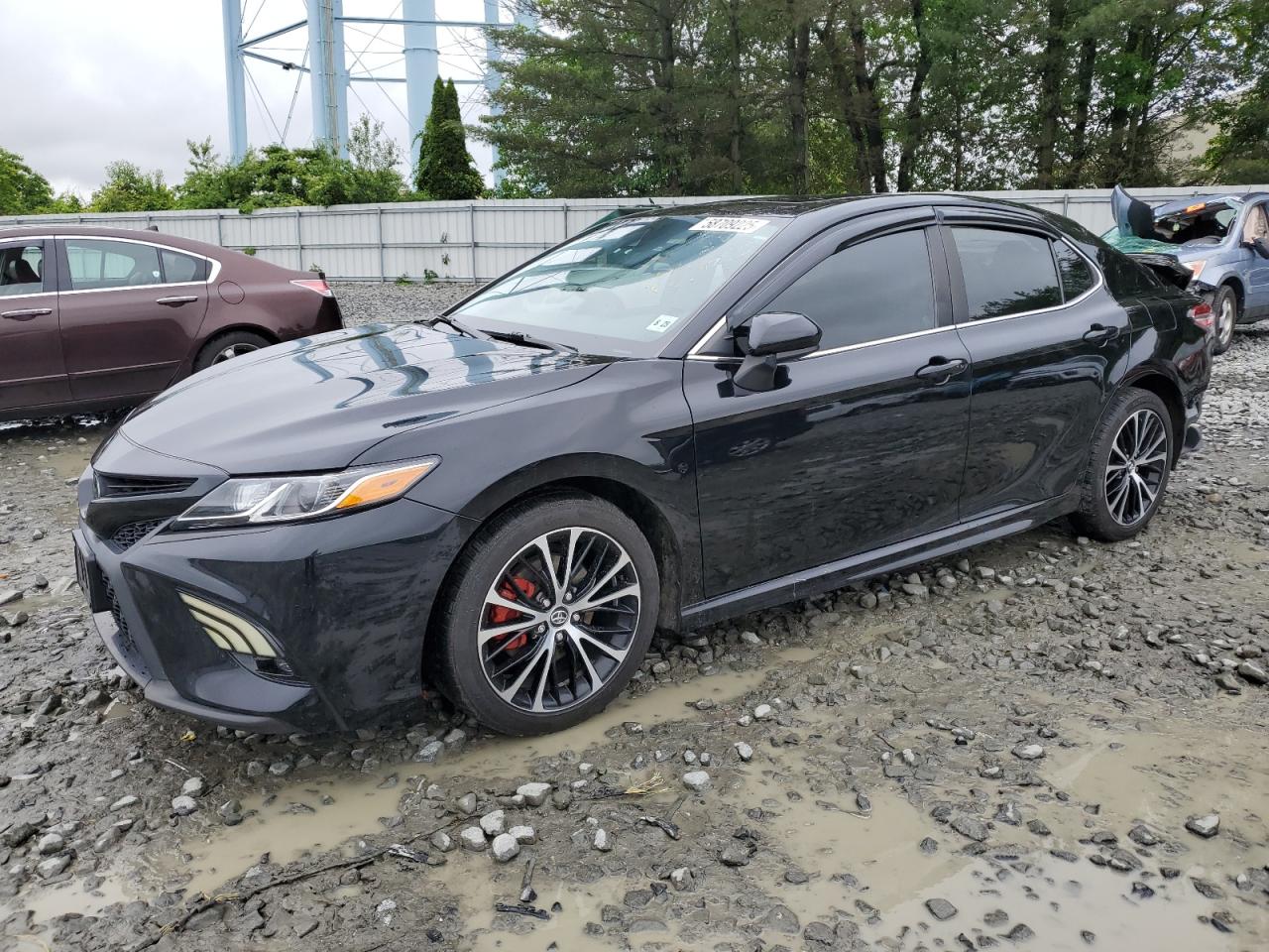 TOYOTA CAMRY SE