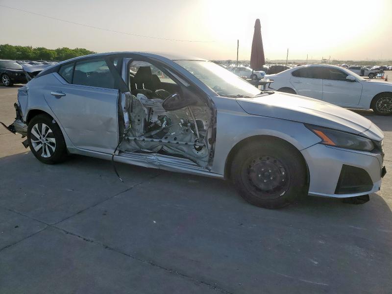 Vin: 1n4bl4bv4pn383184, lot: 57524945, nissan altima s 20234