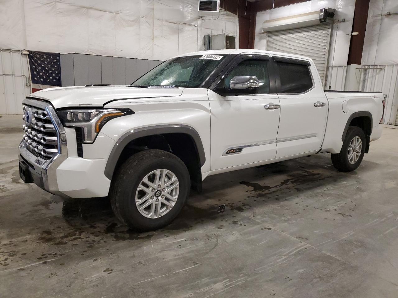 TOYOTA TUNDRA CREWMAX PLATINUM