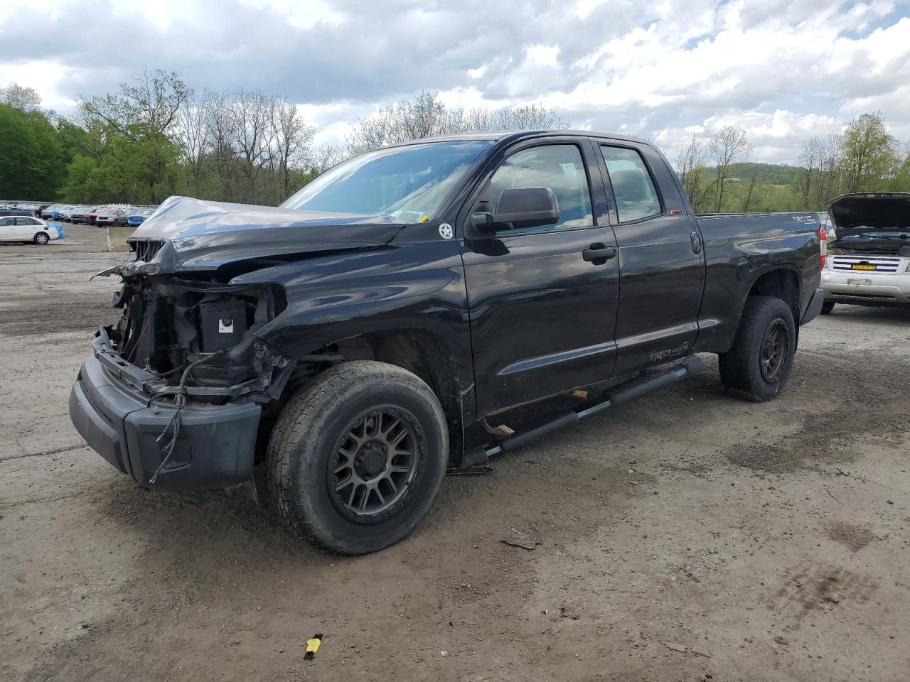 TOYOTA TUNDRA DOUBLE CAB SR