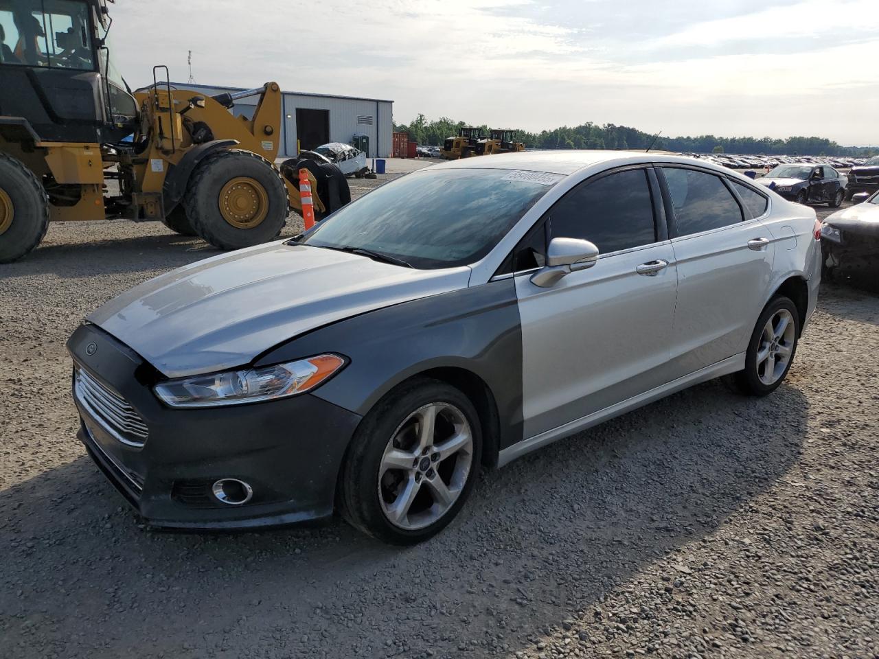 FORD FUSION SE