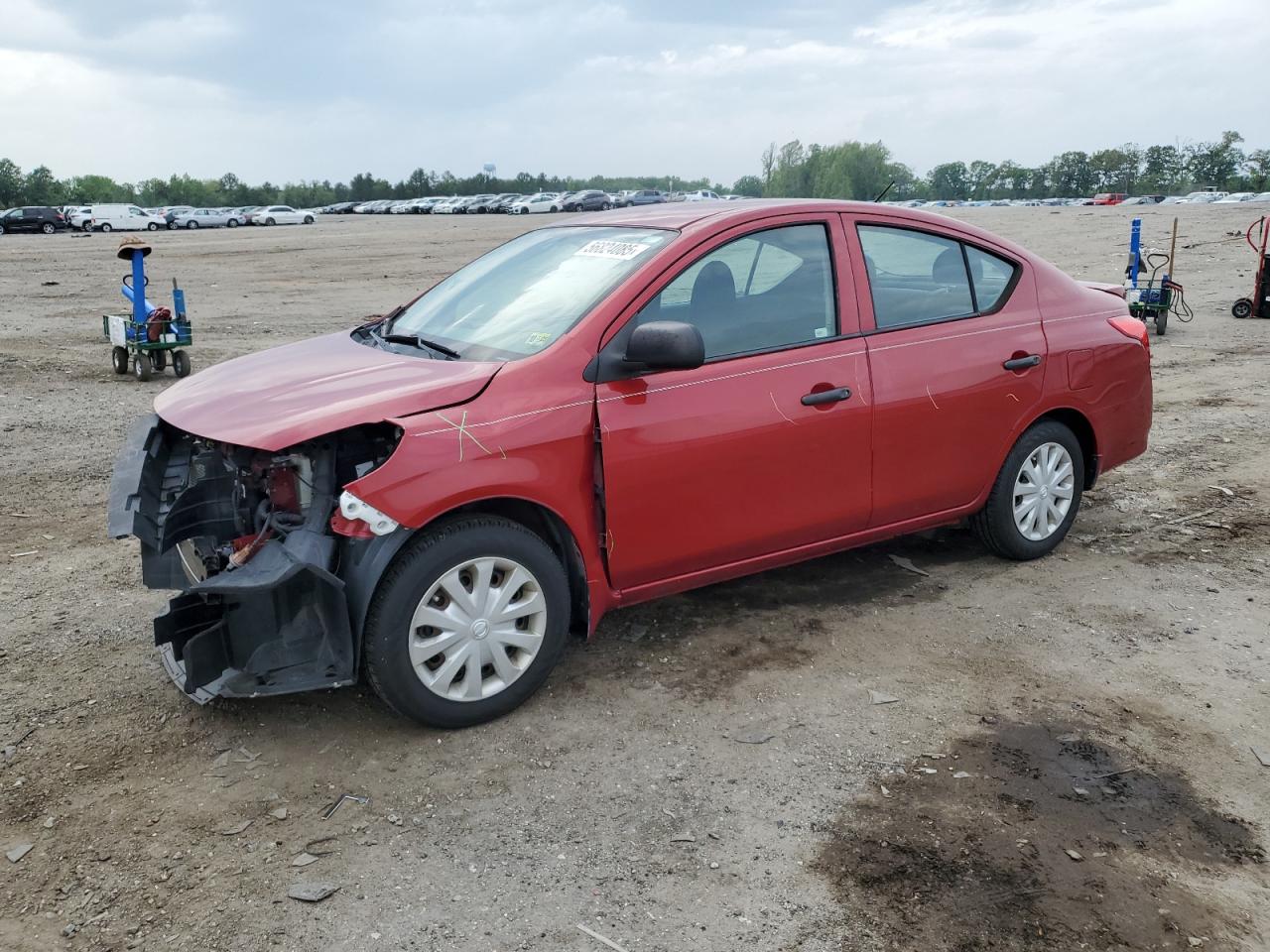 NISSAN VERSA S