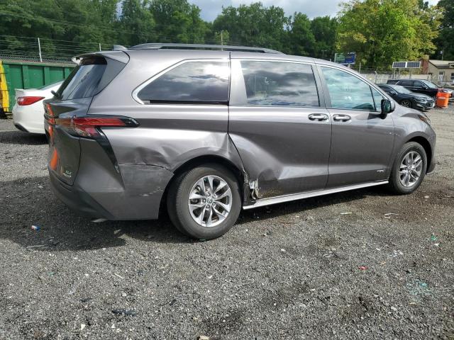 2021 TOYOTA SIENNA XLE 5TDJRKEC6MS016893