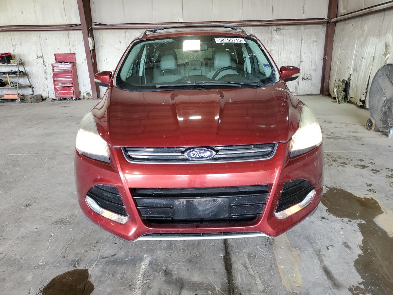 FORD ESCAPE TITANIUM